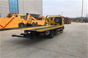 宜黄非事故拖车